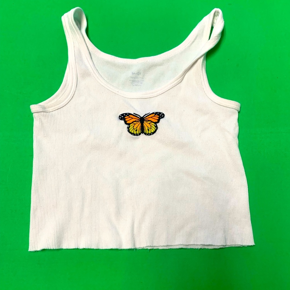 Butterñy White loose Crop top